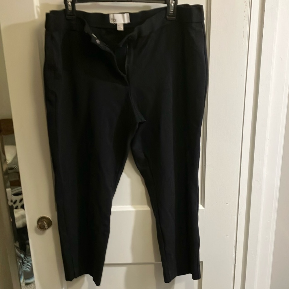 Black Dress Pants with Straight Fit and Smooth Stretch fabric